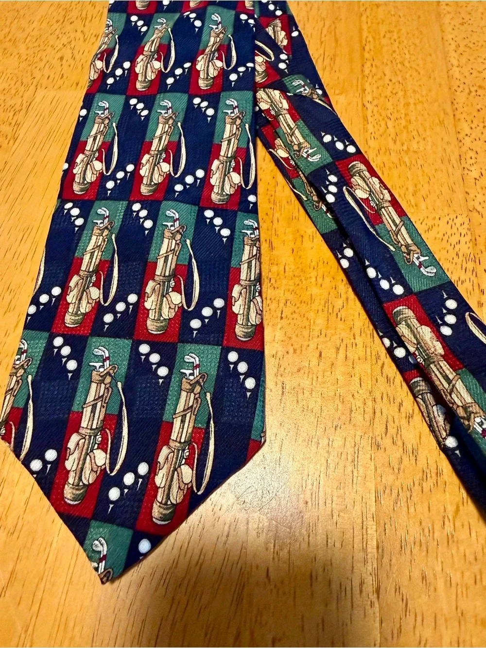 Vintage B. Forman Co. Golf Bag Pattern Novelty Silk Necktie ⛳️🏌️‍♂️